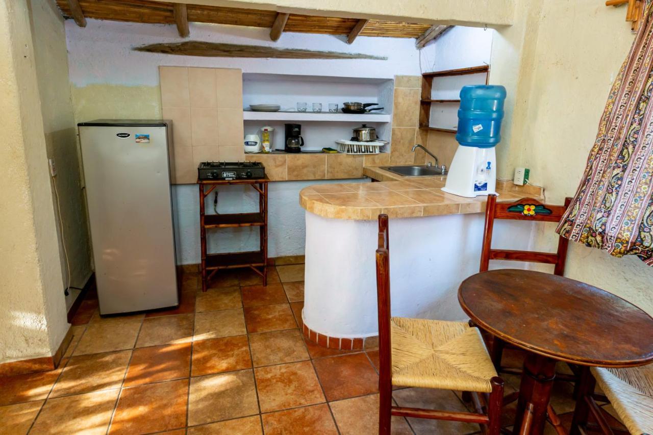 Casa Mexica Bungalows Zihuatanejo Ngoại thất bức ảnh