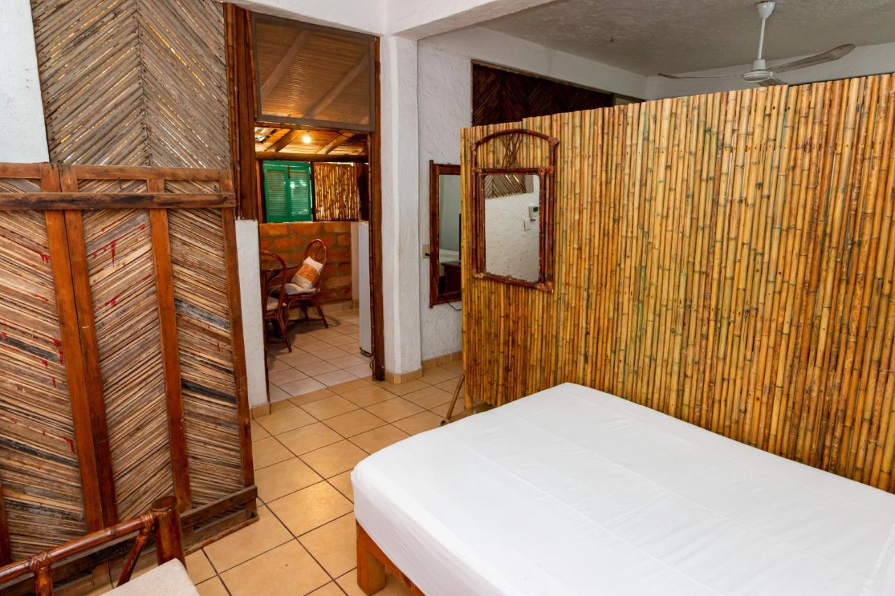 Casa Mexica Bungalows Zihuatanejo Ngoại thất bức ảnh