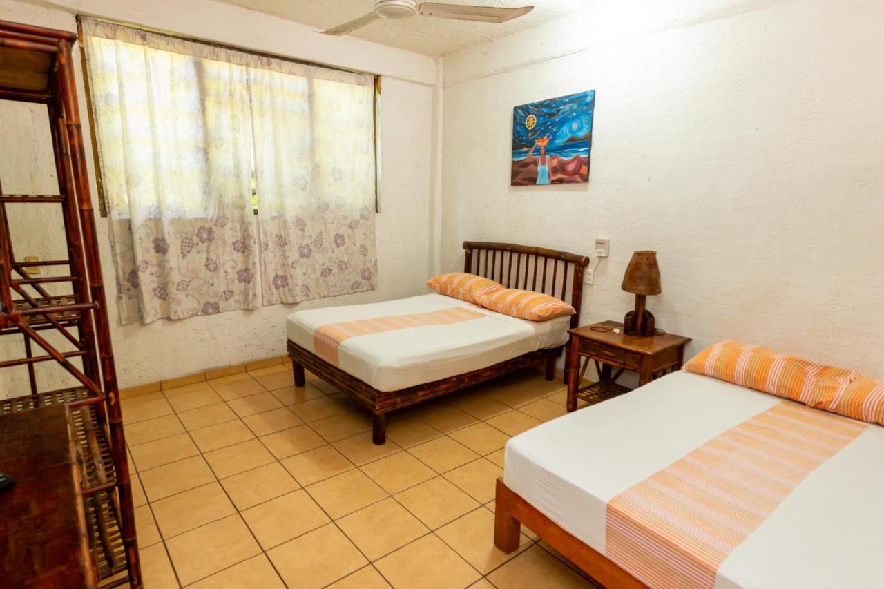 Casa Mexica Bungalows Zihuatanejo Ngoại thất bức ảnh