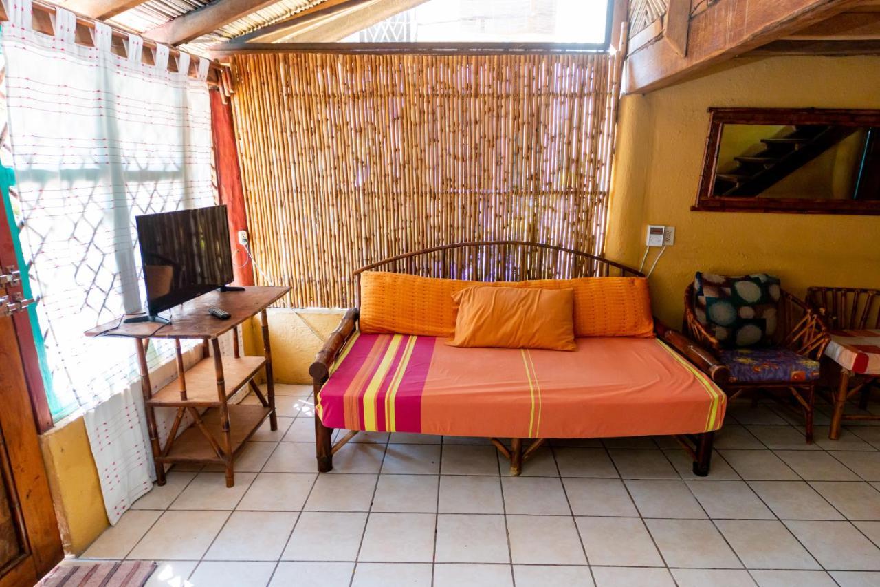 Casa Mexica Bungalows Zihuatanejo Ngoại thất bức ảnh