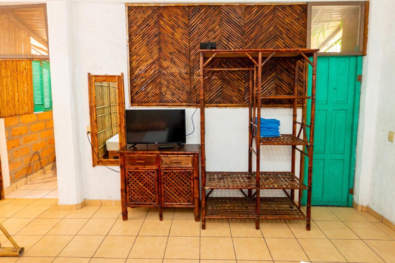Casa Mexica Bungalows Zihuatanejo Ngoại thất bức ảnh